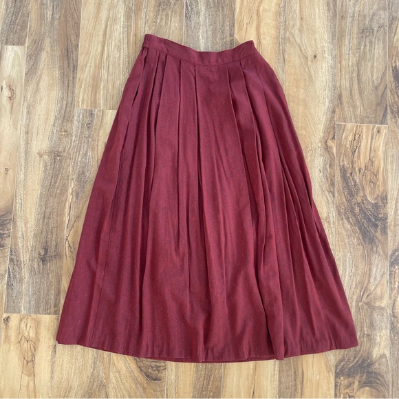 Karen Scott Dresses & Skirts - KAREN SCOTT Pleated A-Line Skirt // Red / Pink eyelet pattern / Size S